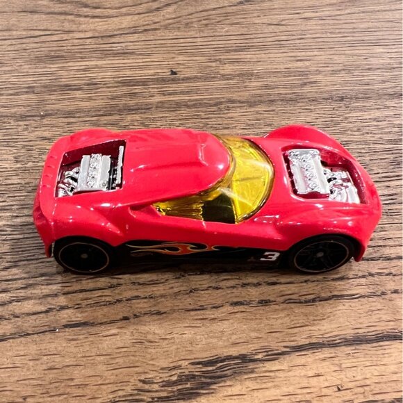 Hot Wheels Red "Double Shots" Die-Cast Toy Car With Flames & Yellow Windows - Picture 2 of 5